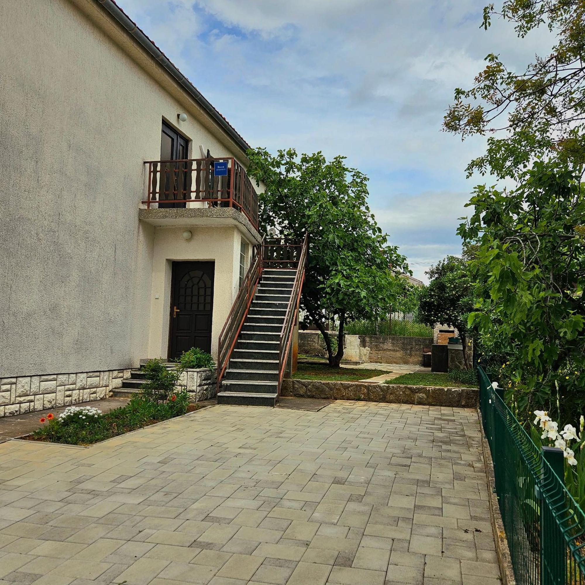 נייביצה Apartman Agava מראה חיצוני תמונה